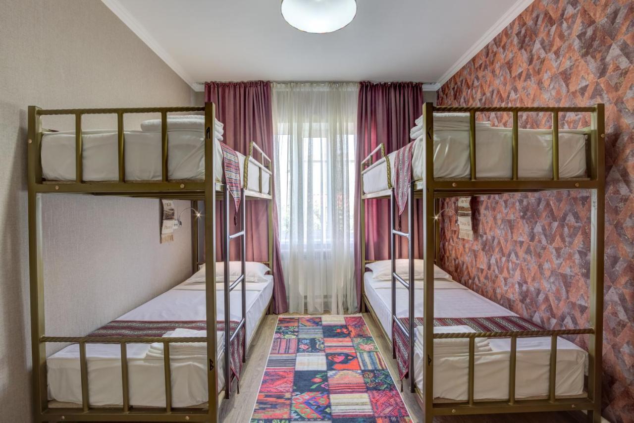 Ordo Hotel Karakol Exterior photo